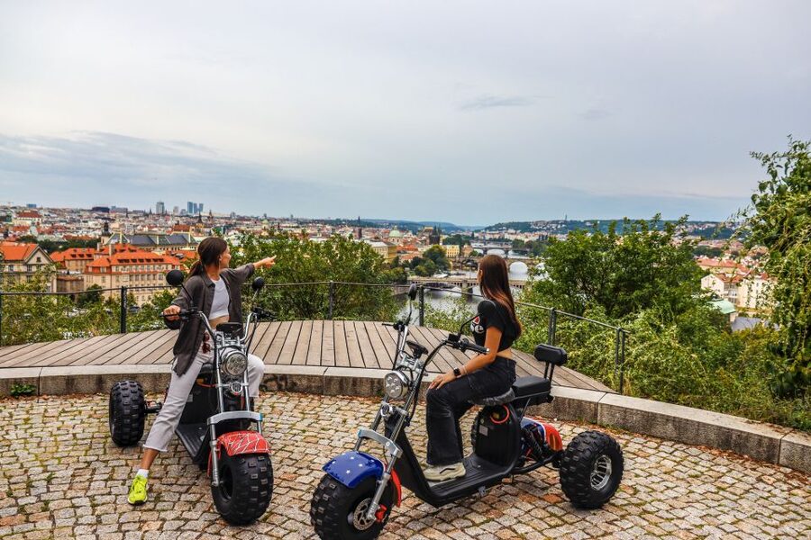 Electric Trike Sunset Prague Tour - Old Town Square and the return to Štěpánská