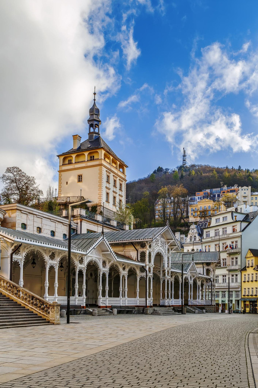 Famous Spa town Karlovy Vary & castle Loket from Prague - Loket Castle begins the day with medieval drama
