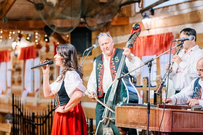 Folk Dinner Experience in Prague with Transportation - Unlimited Beer and Wine: What the Offer Means