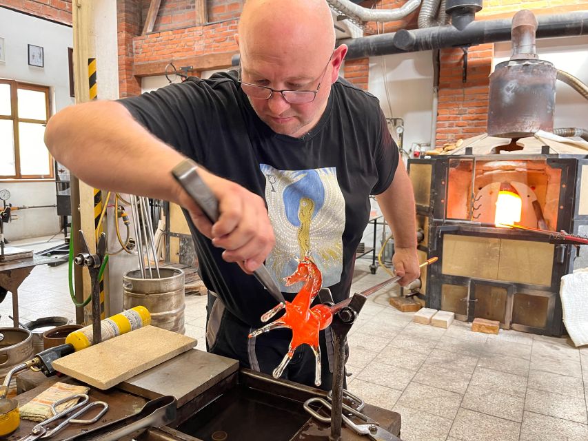From Prague: Bohemian Glass Crystal Private Tour with Lunch - Why Nový Bor is worth the drive from Prague