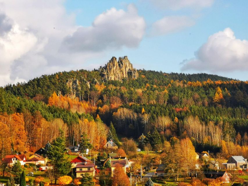 From Prague: Bohemian Paradise - Full-Day Hiking Trip - What the private guide adds