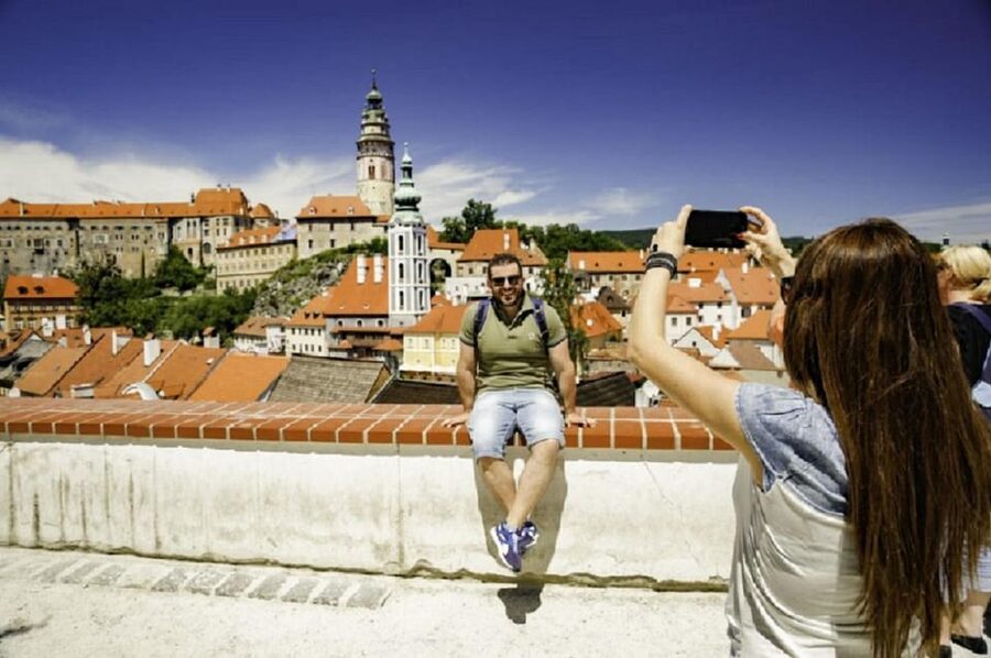 From Prague: Český Krumlov and České Budějovice Day Trip - A guided introduction to Český Krumlov