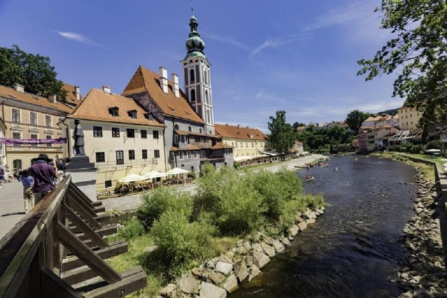 From Prague: Český Krumlov and České Budějovice Day Trip - The second walk and castle visit