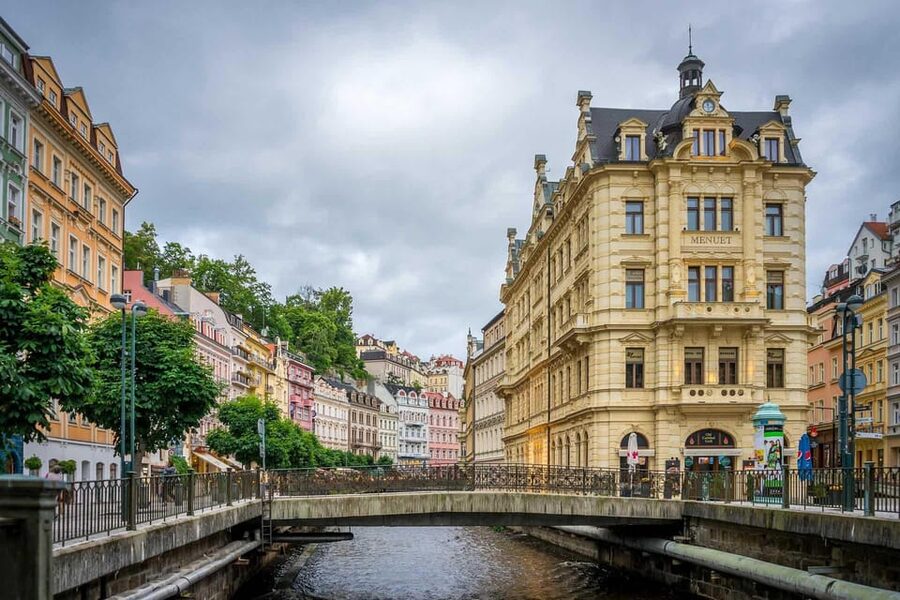From Prague: Day trip to Karlovy Vary - Key points to know before booking
