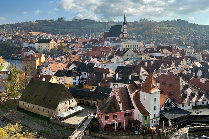 From Prague Day Unique Tour To Cesky Krumlov - Walking through Český Krumlov Castle’s five courtyards