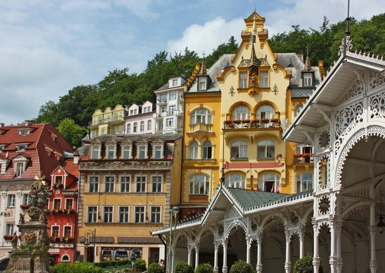 From Prague: Karlovy Vary Full-Day Tour - Is $96 a fair price?
