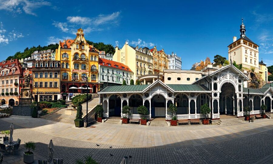 From Prague: Karlovy Vary Guided Day Trip - Why Karlovy Vary Makes a Good Day Trip