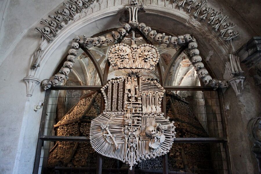 From Prague: Kutna Hora and Bone Chapel Tour - Is $823 good value for up to seven people?
