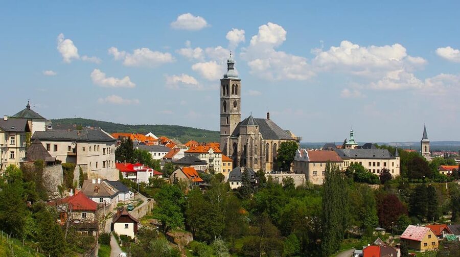 From Prague: Kutna Hora private Day Tour by car - Key points at a glance