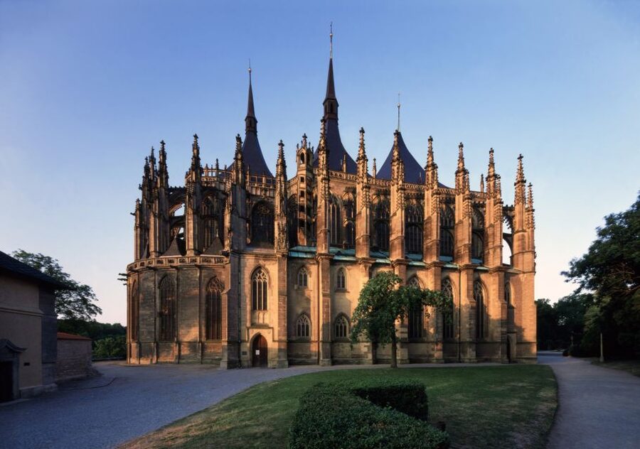 From Prague: Kutna Hora Walking Tour & St. Barbara Cathedral - Key points at a glance