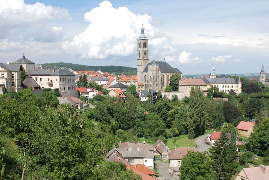 From Prague: Kutna Hora Walking Tour & St. Barbara Cathedral - Seeing Kutna Hora through its silver past