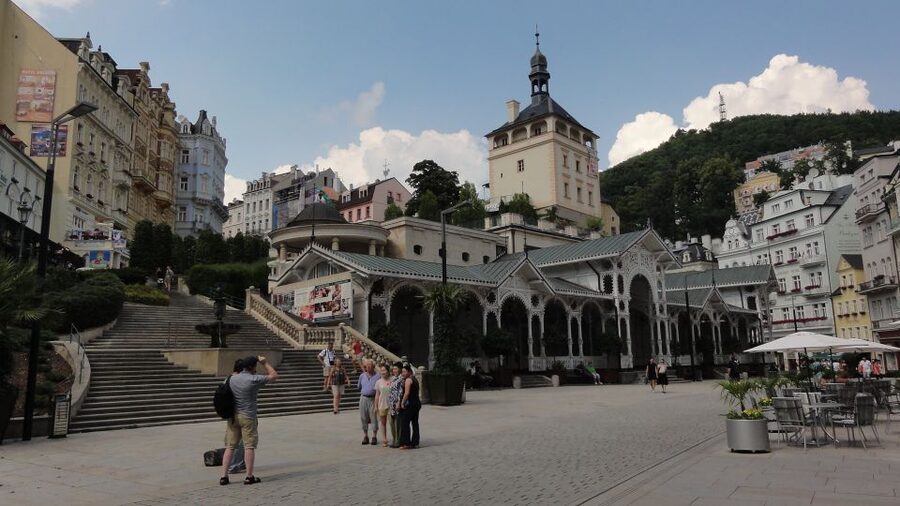 From Prague: Private Karlovy Vary & Crystal Factory Tour - Moser glassworks: Czech craft with one clear warning