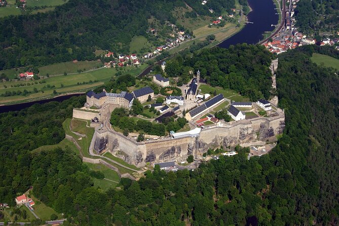 From Prague to Berlin, Private Transfer with Sightseeing Stops with Local Driver - Is $240.77 per person a fair price?