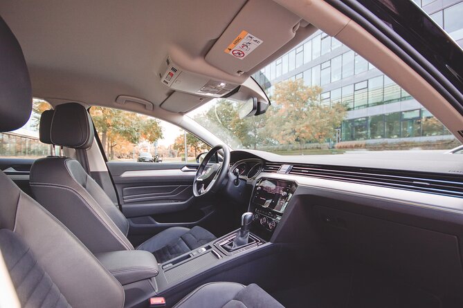 From Prague to Passau - Private Transfer by LIMOUSINE 3+1pax - Who will get the most from this transfer