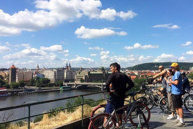 Full-Day All-in-One Electric Bike Tour of Prague (7hrs) - The lunch break in Old Town