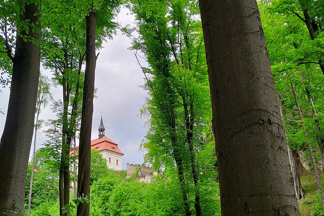 Full Day Bohemian Paradise Hiking Tour - Guide quality can shape the whole day