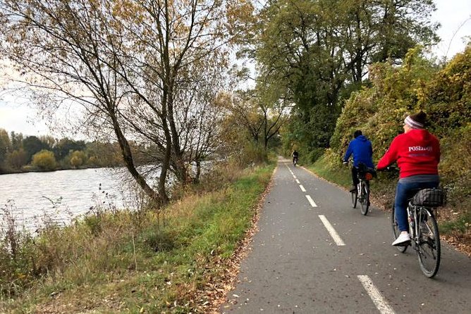 Full-Day Countryside E-Bike Tour to Karlstejn Castle (small group - Weather, fitness, and the right sort of rider