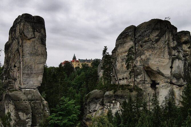 Full-Day Hiking in Bohemian Paradise: Hrubá Skála near Prague - Hlavatice: the first big panorama