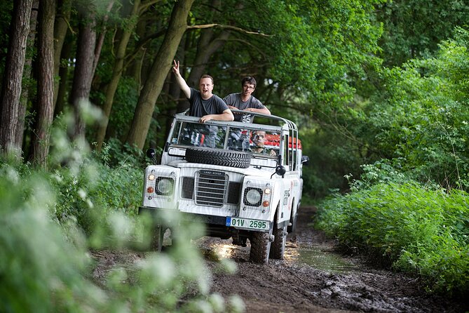Full-day Land Rover driving off-road experience Prague - Vehicle choice, clothing, and comfort