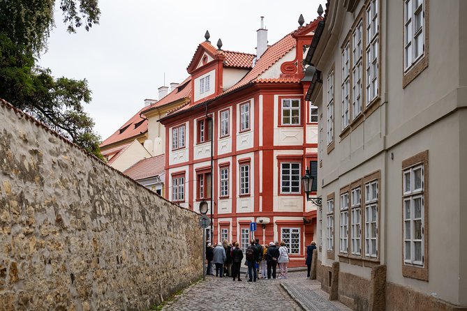 Full-Day Prague Tour with Prague Castle, Lunch and Vltava Cruise - The Jewish Quarter and Old-New Synagogue