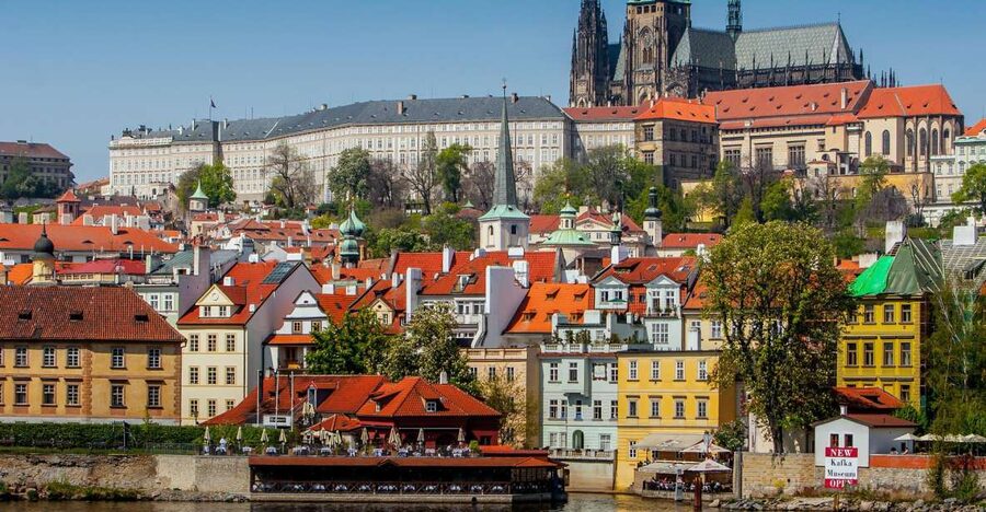 Full Day Private Tour Through Prague - Why this five-hour route works well in Prague