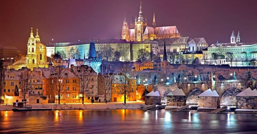 Full-Day Private Tour to Prague from Vienna - Key points at a glance
