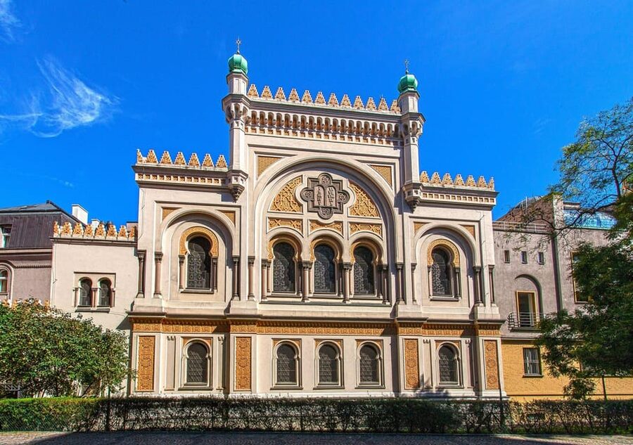 Go City Prague Pass - Top Attractions and Hop-On Hop-Off Bus - Pilsner Urquell turns beer into a museum visit