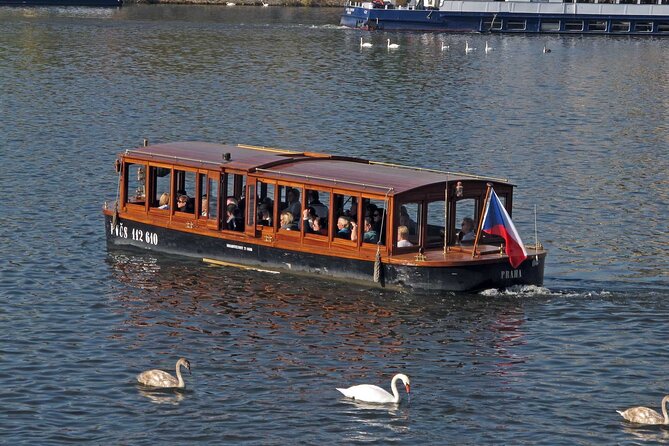 Half-Day Custom Private Walking Tour of Prague Including River Cruise - A smart way to meet Prague in four hours