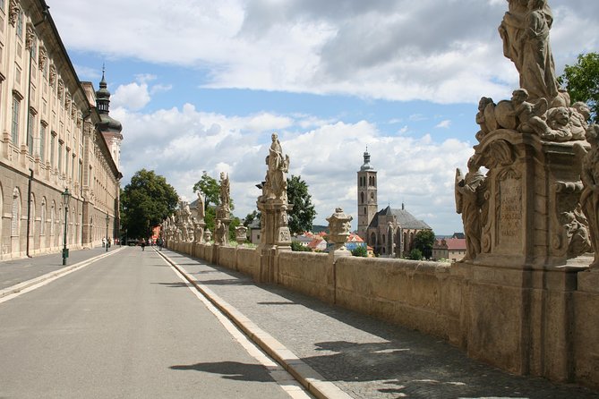 Half-Day Trip to Kutna Hora+Bone Church and Free Time from Prague - Walking and accessibility considerations