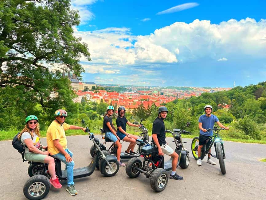 Heart of Prague tour on Tricycle electric scooter - Key points at a glance
