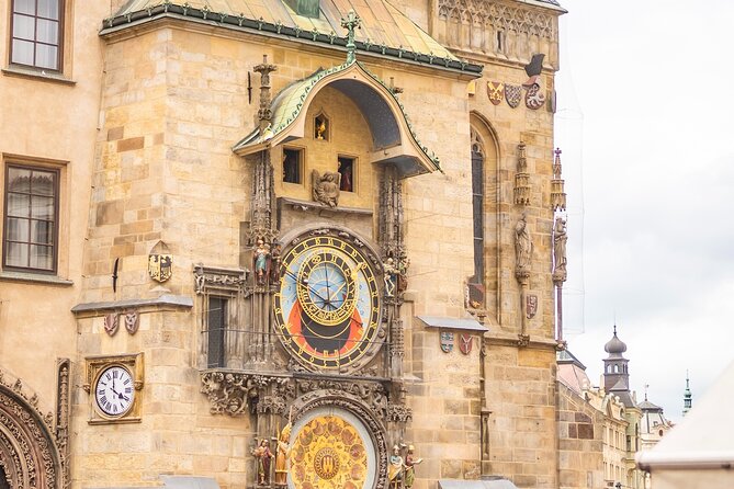 Highlights of Prague with a Funny and Local Guide - A private introduction with a very human guide