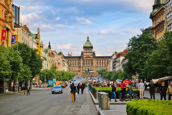 Highlights of Prague with a Funny and Local Guide - Starting at the Powder Tower and Municipal House