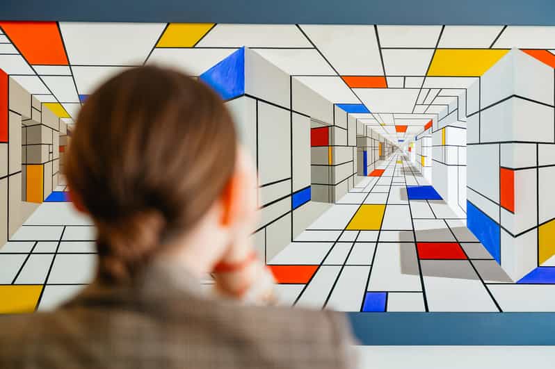 IAM Illusion Art Museum Entry Ticket - When the museum works best in your Prague plans