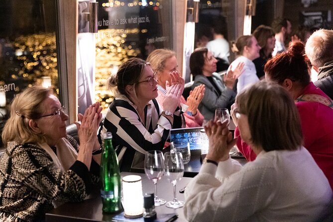 Jazz Boat: Popular LIVE JAZZ dinner cruise - Three jazz sets give the cruise its character