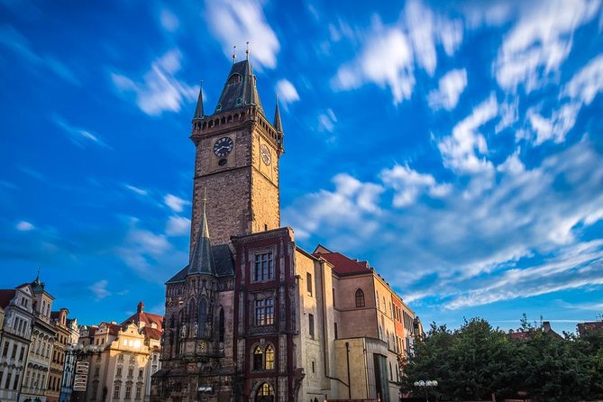 Johnny's Prague Photography Tour - Manes Bridge for architecture and Charles Bridge views