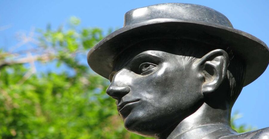 Kafka in Prague's Jewish Quarter and Old Town Private Tour - Kafka’s monuments bring some humor to the route