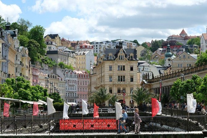Karlovy Vary - The town of spas, mineral springs and relaxation - Leaving Prague at 9:00 am