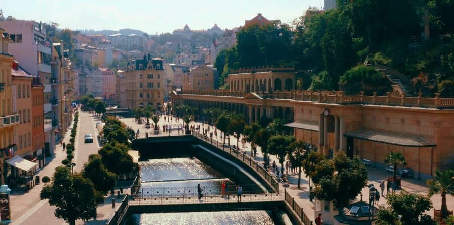 Karlovy Vary: Tourist Cinema Experience - A quick visual introduction to Karlovy Vary