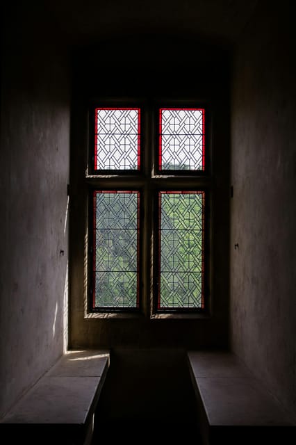 Karlstejn Castle: the most popular castle in Bohemia - Accessibility and practical comfort