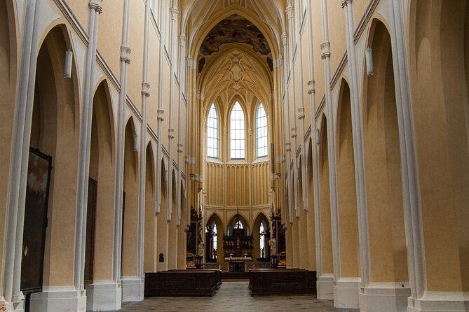 Kutna Hora Private Day Trip from Prague by Train - How the private format changes the day