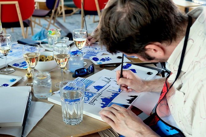 Learn to paint in Prague & sip some wine! - What Happens During the 2-Hour-15-Minute Class