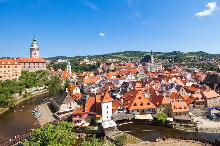 Linz: Private Day Trip to Cesky Krumlov - What the guide adds to the day