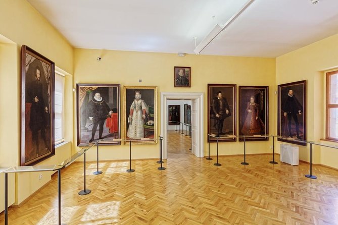 Lobkowicz Palace Museum Entrance Ticket in Prague - The major paintings: Canaletto, Brueghel, Cranach, and Velázquez