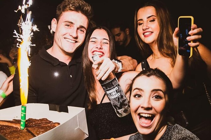 MONDAYS LIKE FRIDAYS - GIRLS 3 FREE DRINKS | Admission Ticket - Arriving at Chapeau Rouge after 10 p.m.