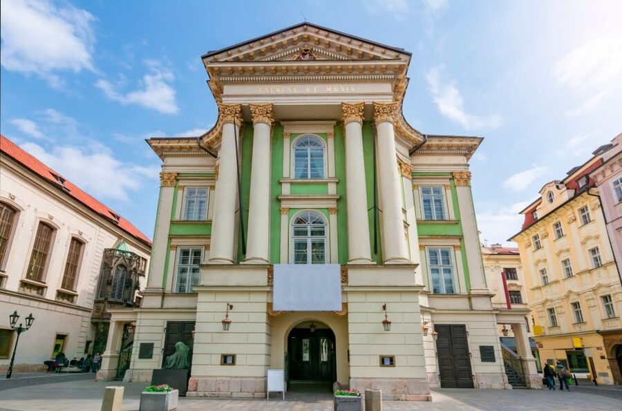 Mozart’s Trail in Prague with skip-the-line Museum of Music - Choosing between the 2-hour and 3-hour options