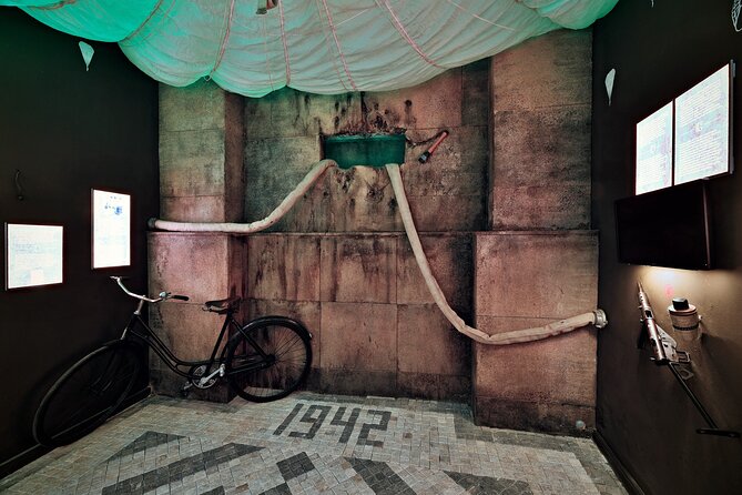 Museum Story of Prague - Mixed Reality, Film, Audio, and QR Codes
