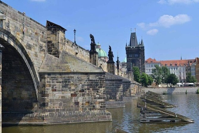 One Hour Boat Tour on Vltava River - Straka Academy and Prague’s civic center