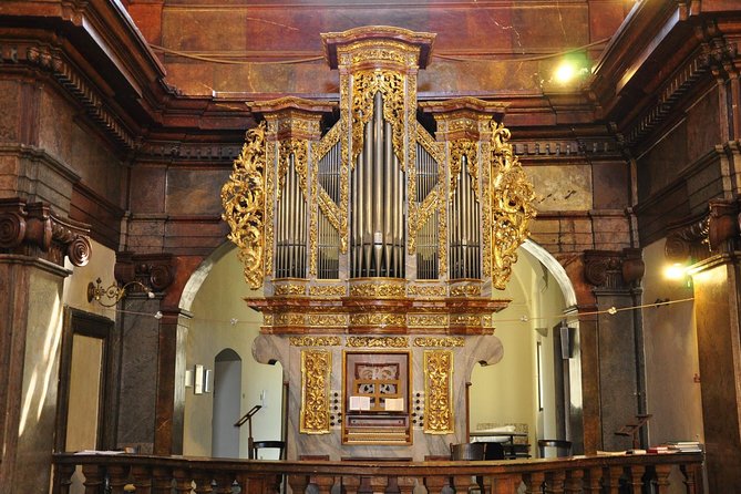 Organ Concert in St Francis Church Admission Ticket - Seating, sightlines, and the best arrival strategy