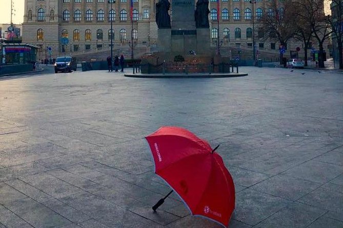 Pedestrian tour of Prague in Spanish - Starting at Wenceslas Square at 10 a.m.