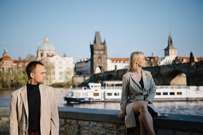 Photo Walking Tour in Prague - Charles Bridge views and relaxed direction